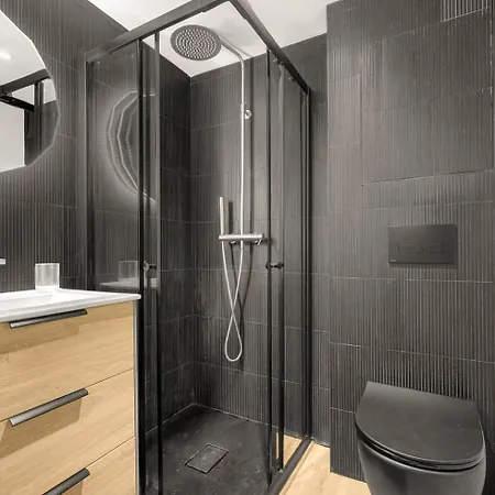 Duplex Lumineux En Hyper Centre - Proche Metro Apartament *
